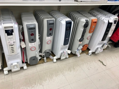 冬物家電の電気ストーブ