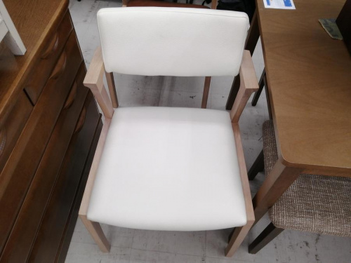 川崎　青葉　世田谷　鶴見　横浜   　中古　ダイニングセット　買取の横浜川崎中古家具情報