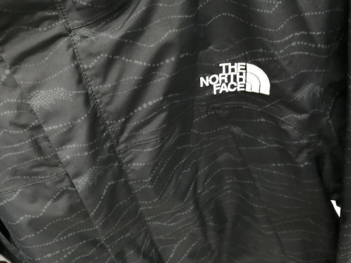 メンズファッションのマウンテンパーカー