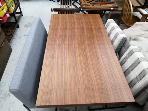 家具のダイニングセット