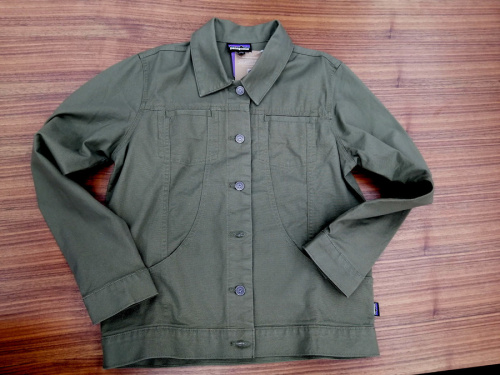 マウンテンジャケットの川崎　青葉　世田谷　鶴見　横浜   　洋服　中古　買取