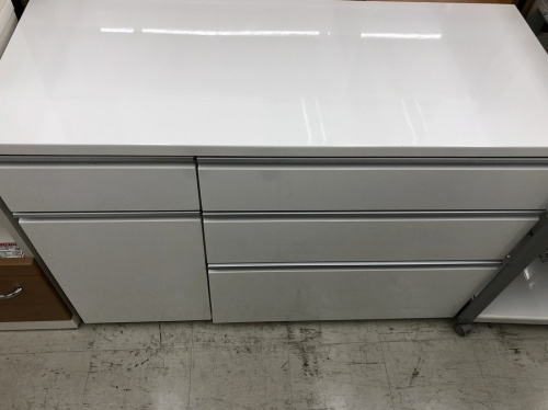 生活家具のキッチン収納