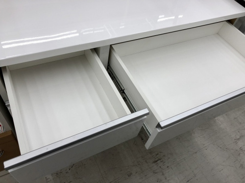 キッチン収納の川崎　青葉　世田谷　鶴見　横浜   　中古　家具