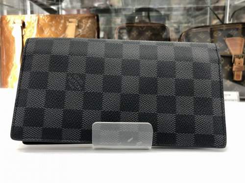 ブランド・ラグジュアリーのLOUIS VUITTON