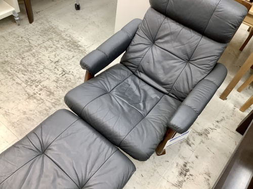 生活家具のソファ