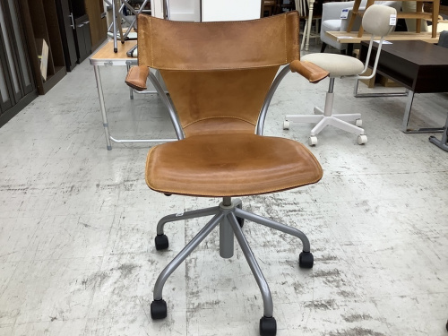 デスクチェアの川崎　青葉　世田谷　鶴見　横浜   　中古　家具