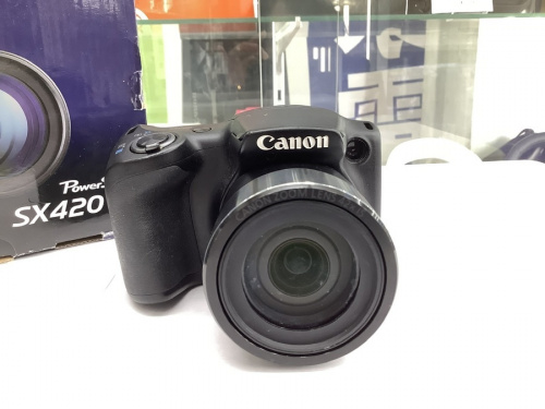 デジカメのCANON