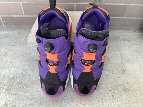 REEBOKのスニーカー