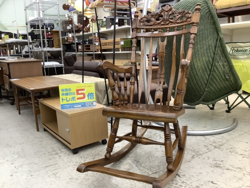 生活家具のロッキングチェア