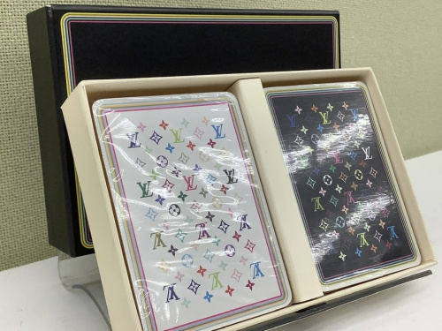 ブランド・ラグジュアリーのLOUIS VUITTON