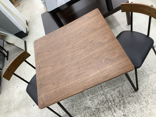 生活家具のダイニングセット