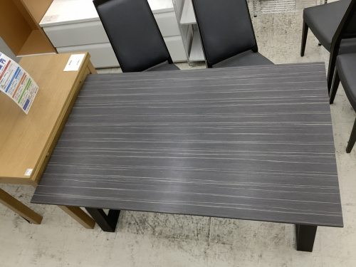 ダイニングセットのkarimoku