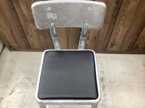 インテリアのチェア