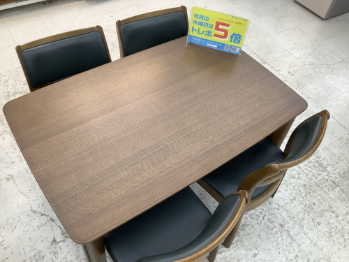 家具のダイニング