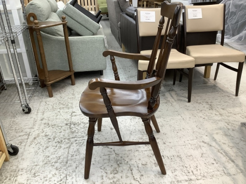 チェアの川崎　青葉　世田谷　鶴見　横浜   　収納家具　中古　　買取