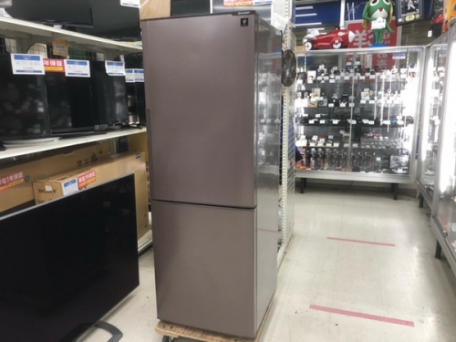 キッチン家電の冷蔵庫