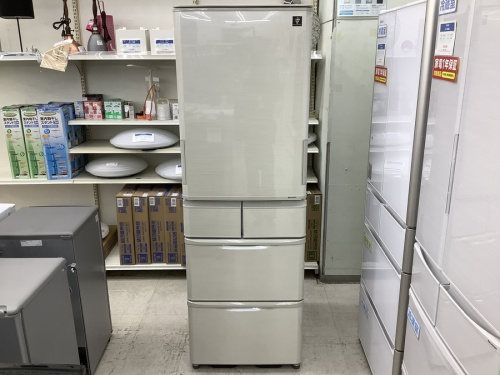 大型冷蔵庫のSHARP