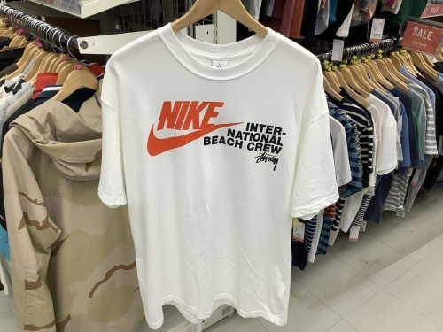 NIKEのstussy