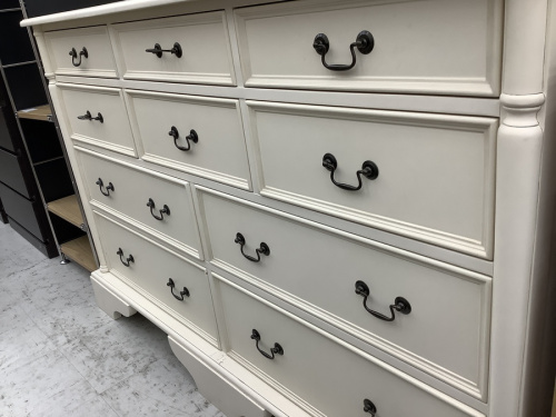 家具のチェスト