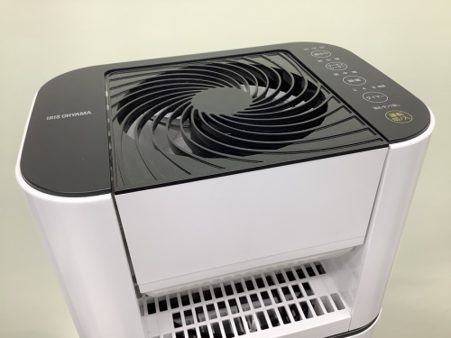 生活家電の衣類乾燥除湿器