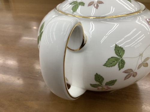 洋食器のWEDGWOOD