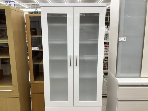 カップボードのキッチン家具
