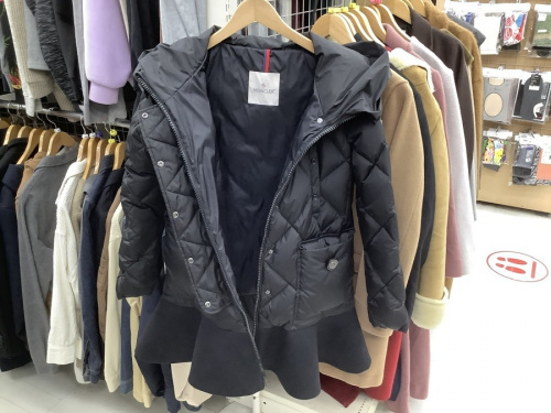 MONCLERのレディースファッション