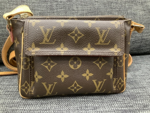 LOUIS VUITTONのルイヴィトン