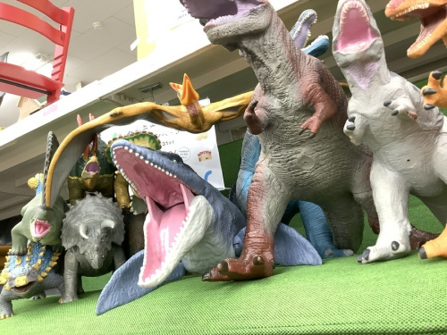 ホビーの恐竜フィギュア