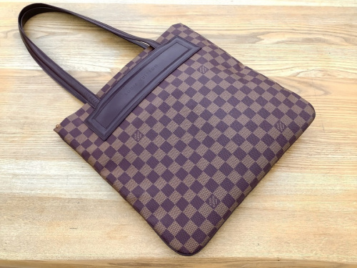 ブランド・ラグジュアリーのLOUIS VUITTON