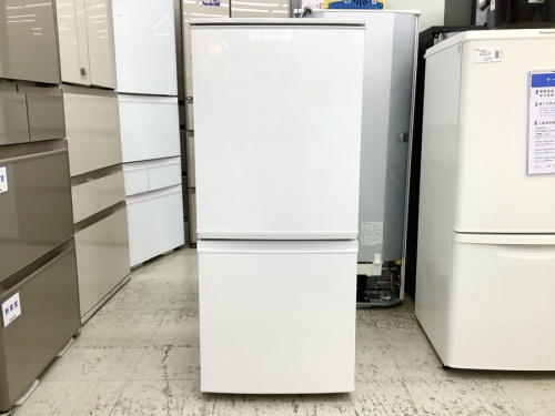 キッチン家電の2ドア冷蔵庫