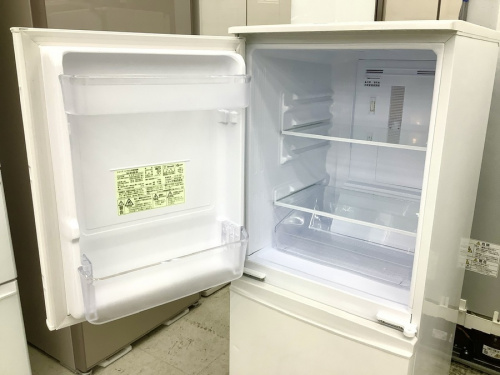 2ドア冷蔵庫のSHARP