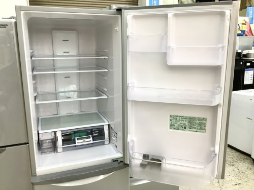 大型冷蔵庫のHITACHI