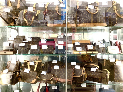 ブランド・ラグジュアリーのルイヴィトン