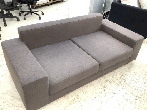 家具のソファー