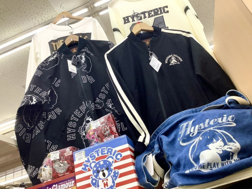 夏物衣類のレディースファッション