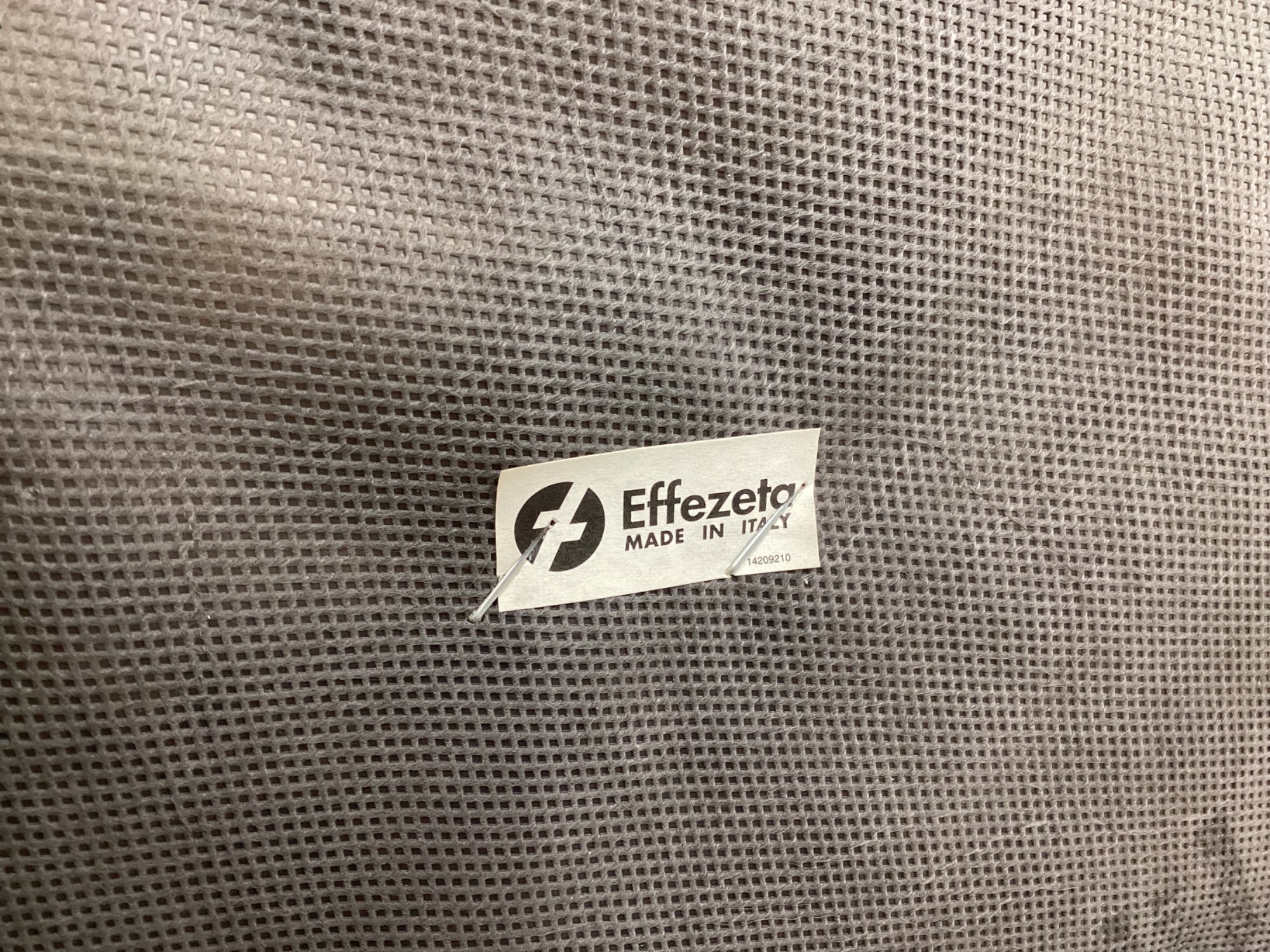 エフェゼッタ　effezeta クローバーリーフチェアー　フラワーチェアー　赤 Effezeta（エフェゼッタ）】クローバーデザインのおしゃれな