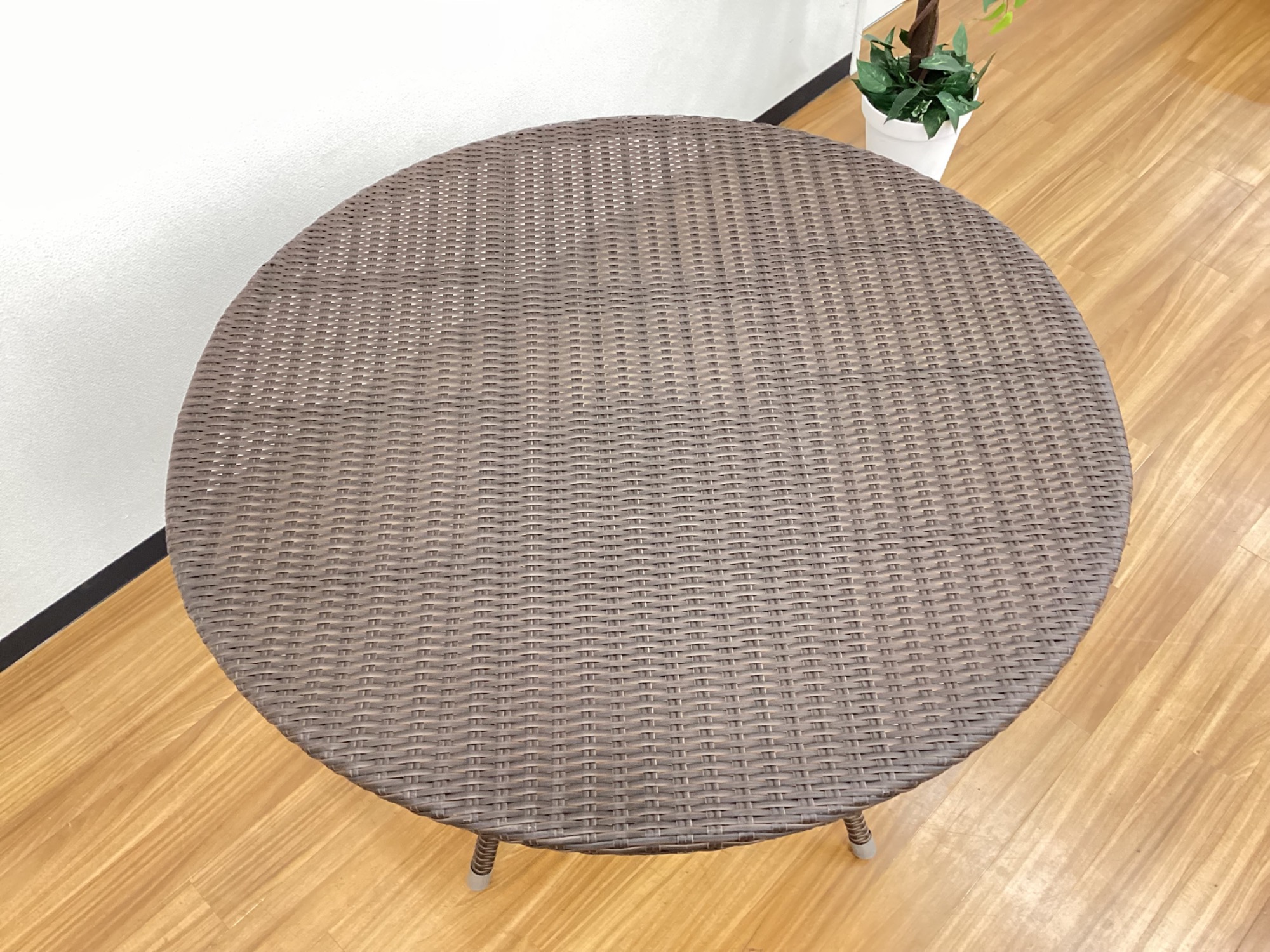 K.RAUCORD(ラウコード)】全天候型仕様のドイツ製ガーデンテーブル K.RAUCORD(ラウコード)】全天候型仕様のドイツ製ガーデンテーブル