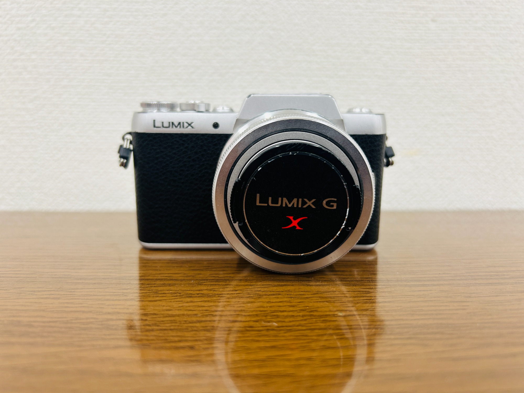 Panasonic/パナソニック】ミラーレス一眼カメラ(DMC-GF7W)入荷いたし