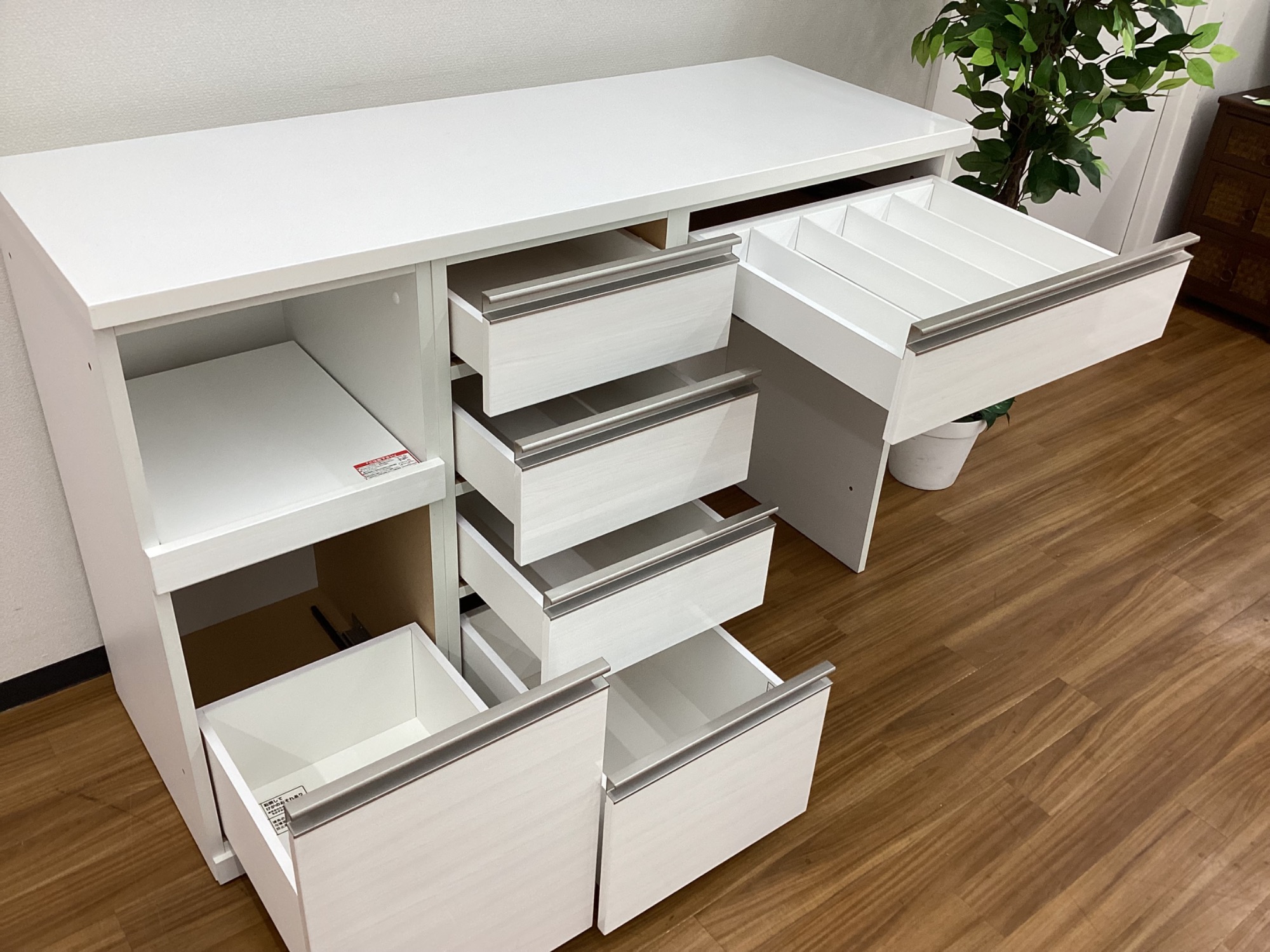 ニトリ】シンプルながらも使い勝手バツグンのキッチンカウンター