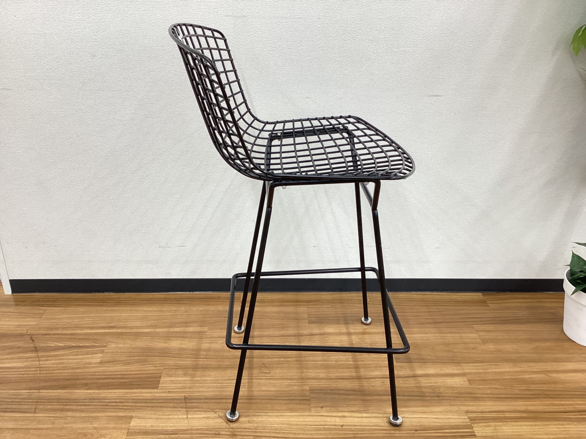 Knoll 正規品　ノール　ベルトイア　カウンターハイスツール Knoll ノル｜Bertoia Collection Counter height stool