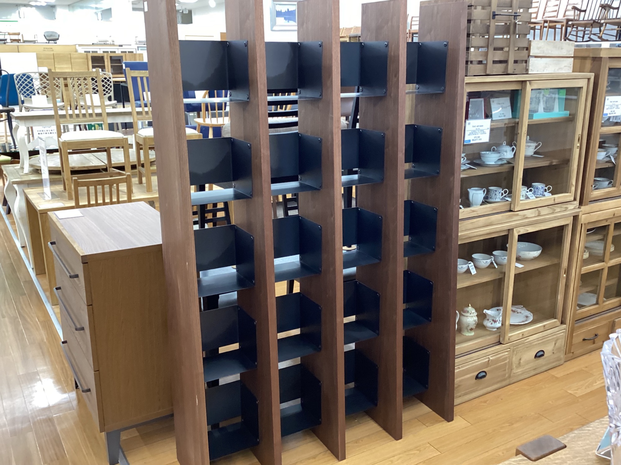 REAL Style/リアルスタイル】ブックシェルフが入荷いたしました