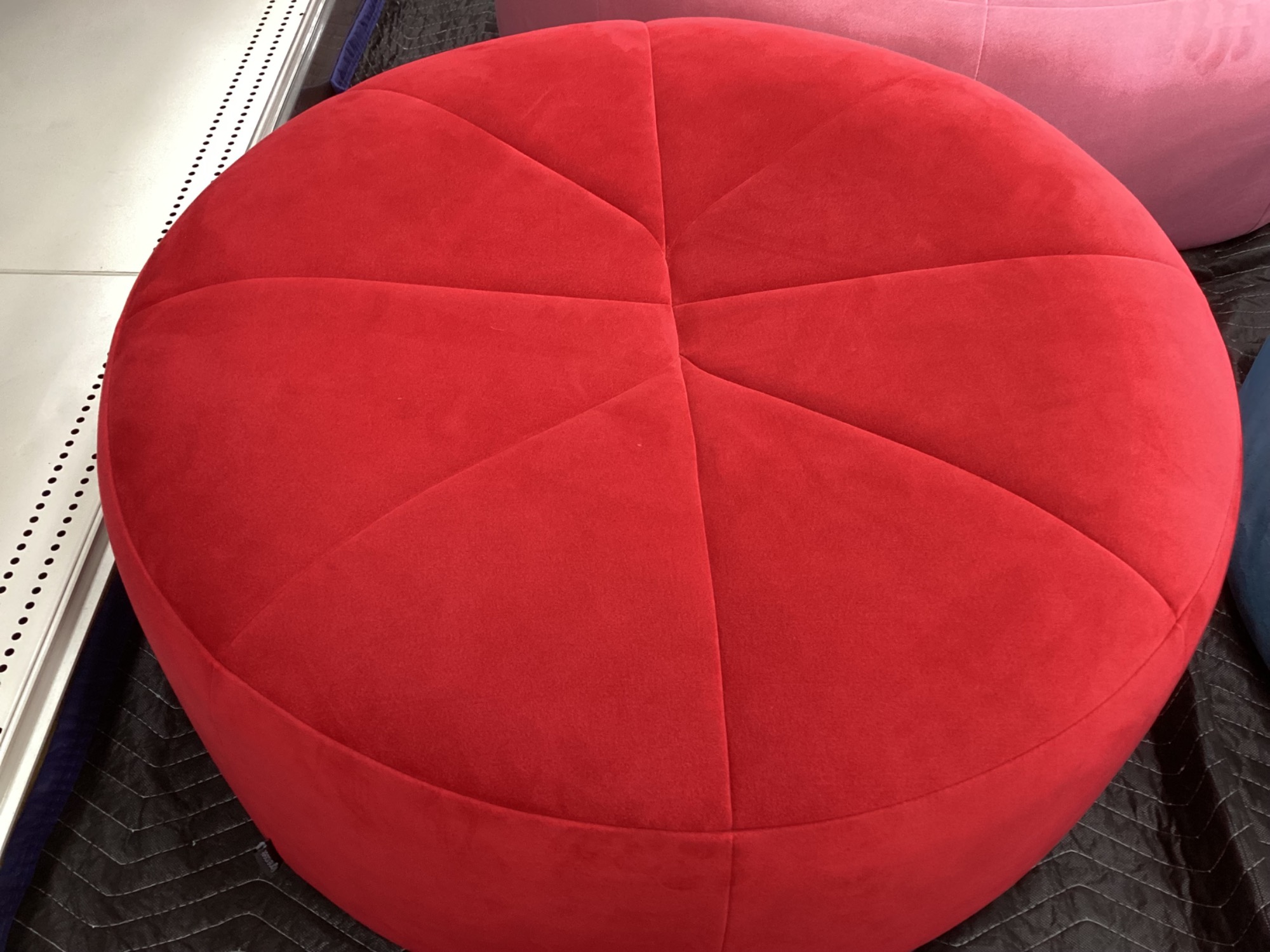 Ligne Roset/リーン・ロゼ】ロゼパンプキンシリーズ販売中