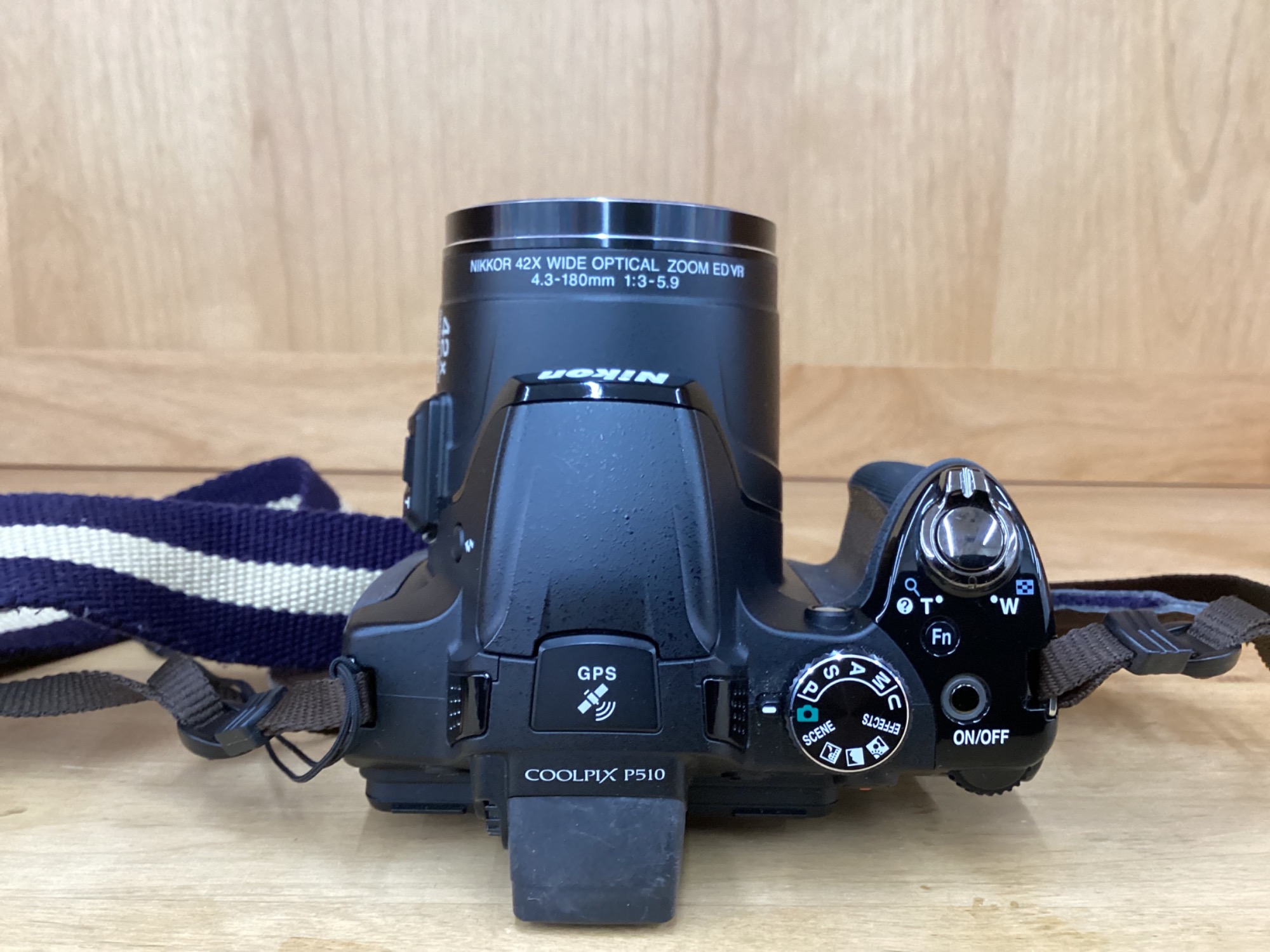 NIKON/ニコン】充電器、カメラバッグ付属！COOLPIX P510が入荷
