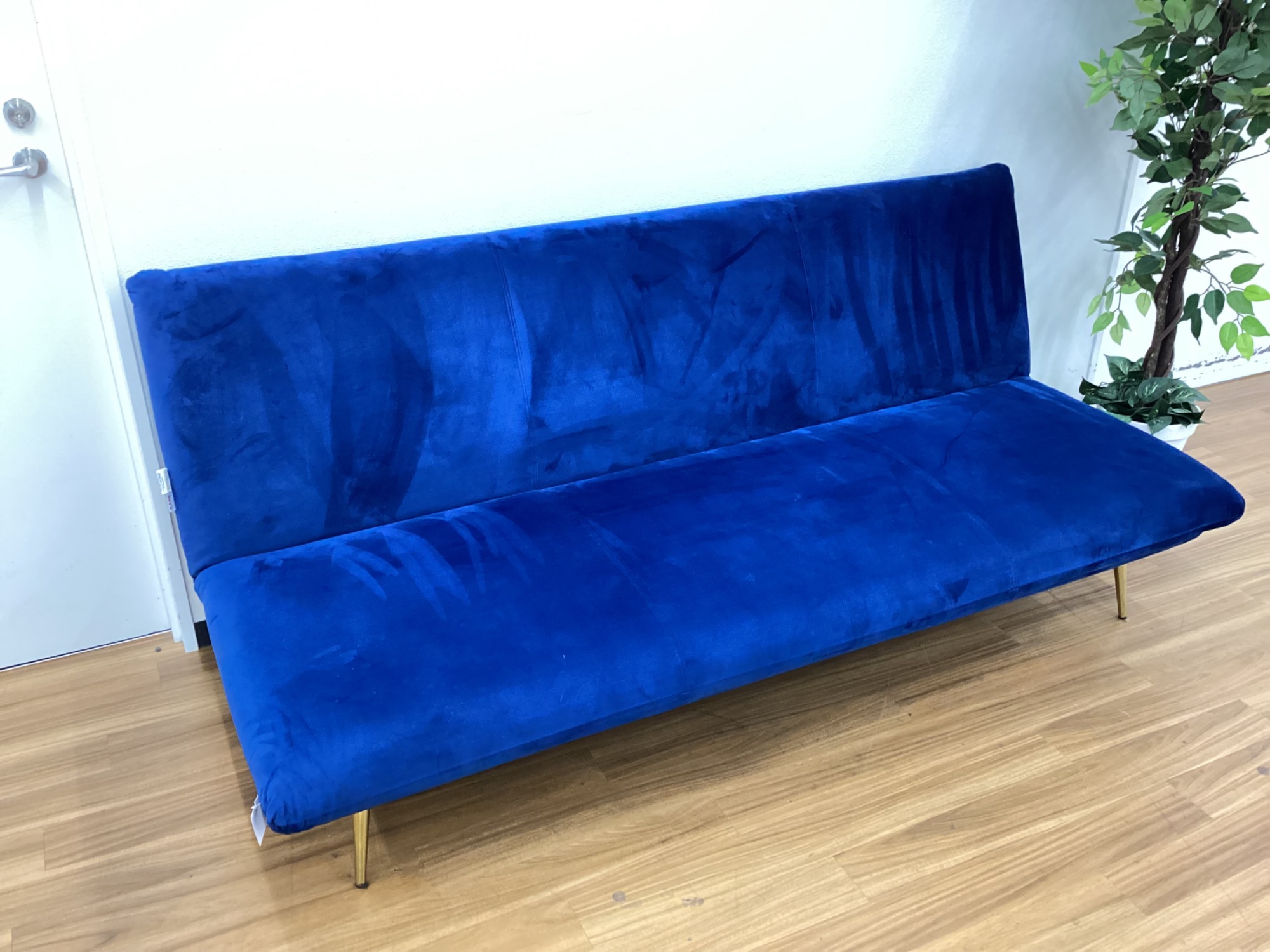 お値段見直しました！ KARE(カレ) ソーダブルー ソファベッドのご紹介