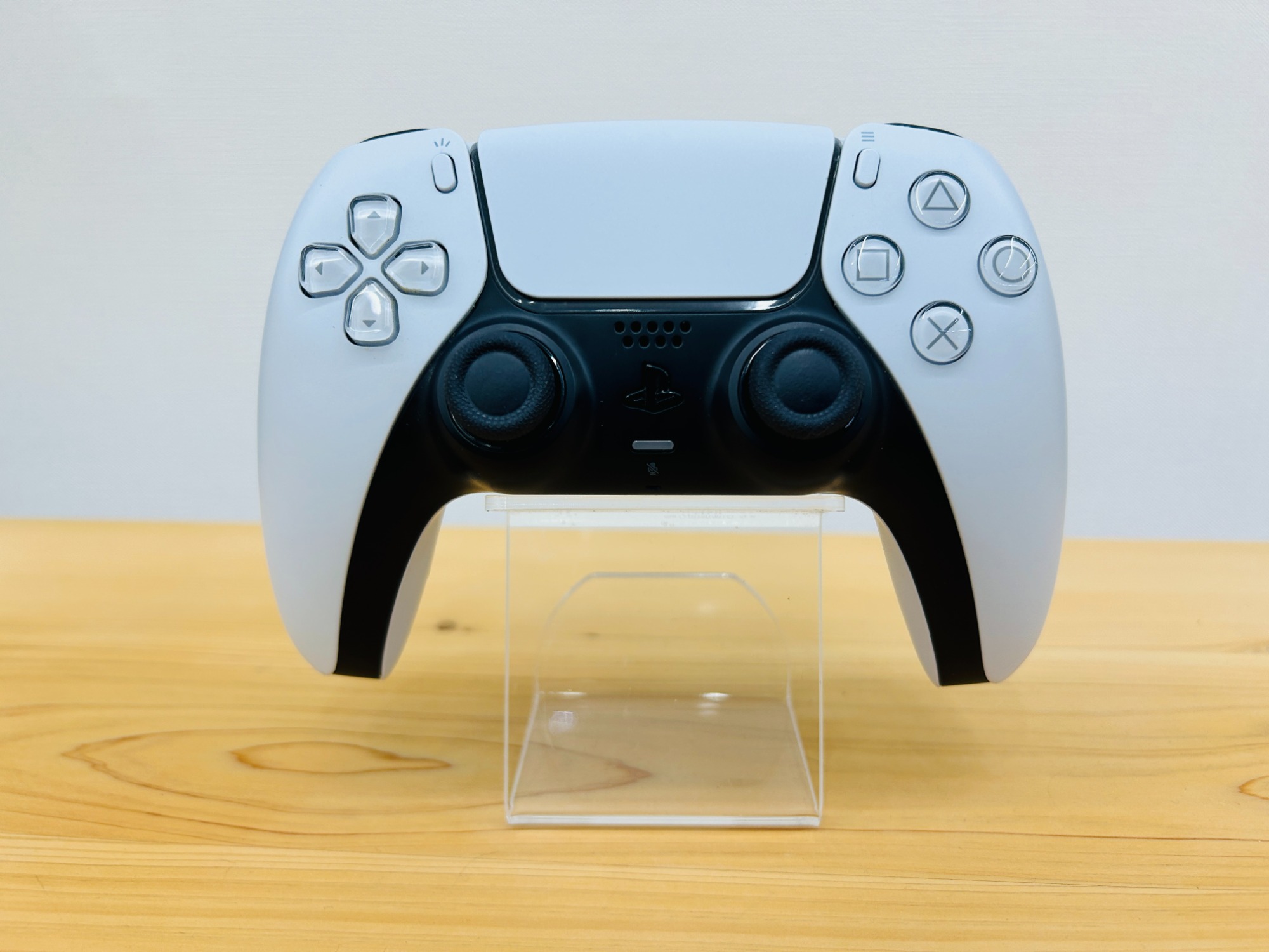 PlayStation5 ディスクドライブ搭載 (コントローラ欠品88 ディスクドライブ搭載！】PlayStation5(CFI-1200A01)が入荷