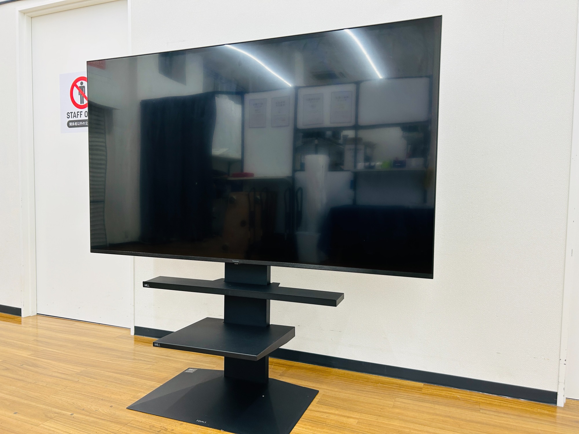 【トレファクマーケット久喜店】TOSHIBA　40インチ液晶テレビ スタンド付　2017年製 トレファクマーケット久喜店】TOSHIBA 40インチ液晶テレビ スタンド付