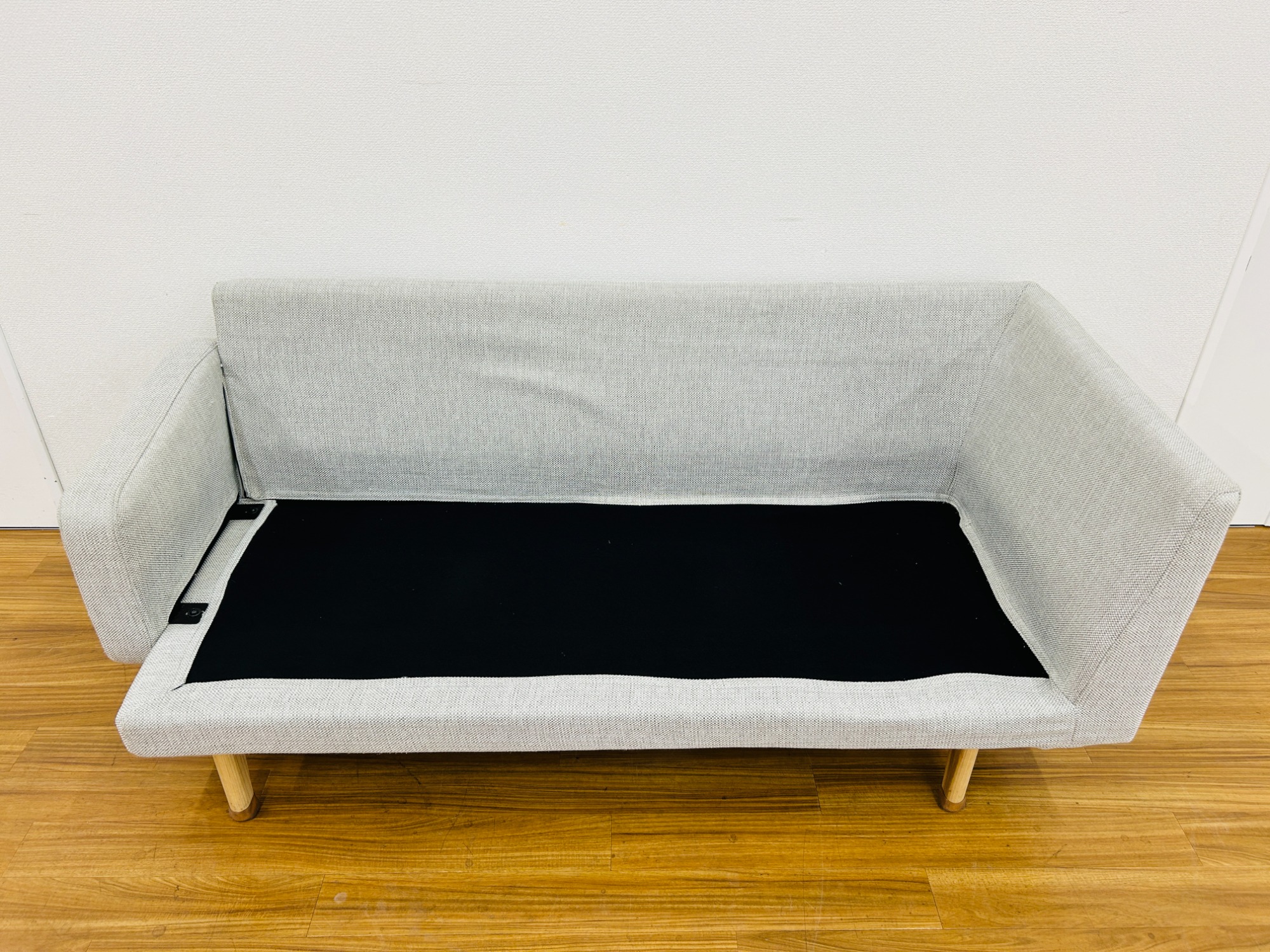 お値段見直しました！ unico(ウニコ)のLOM(ロム) リビングダイニング