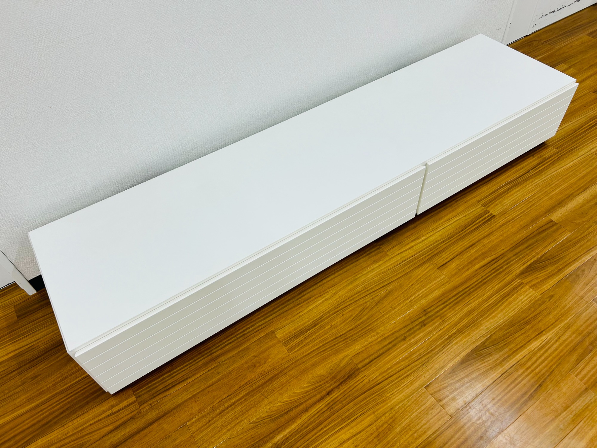 【ヤマ！】BoConcept ボーコンセプト テレビボード BoConcept (ボーコンセプト) TVボード LUGANO 販売中！ 愛品