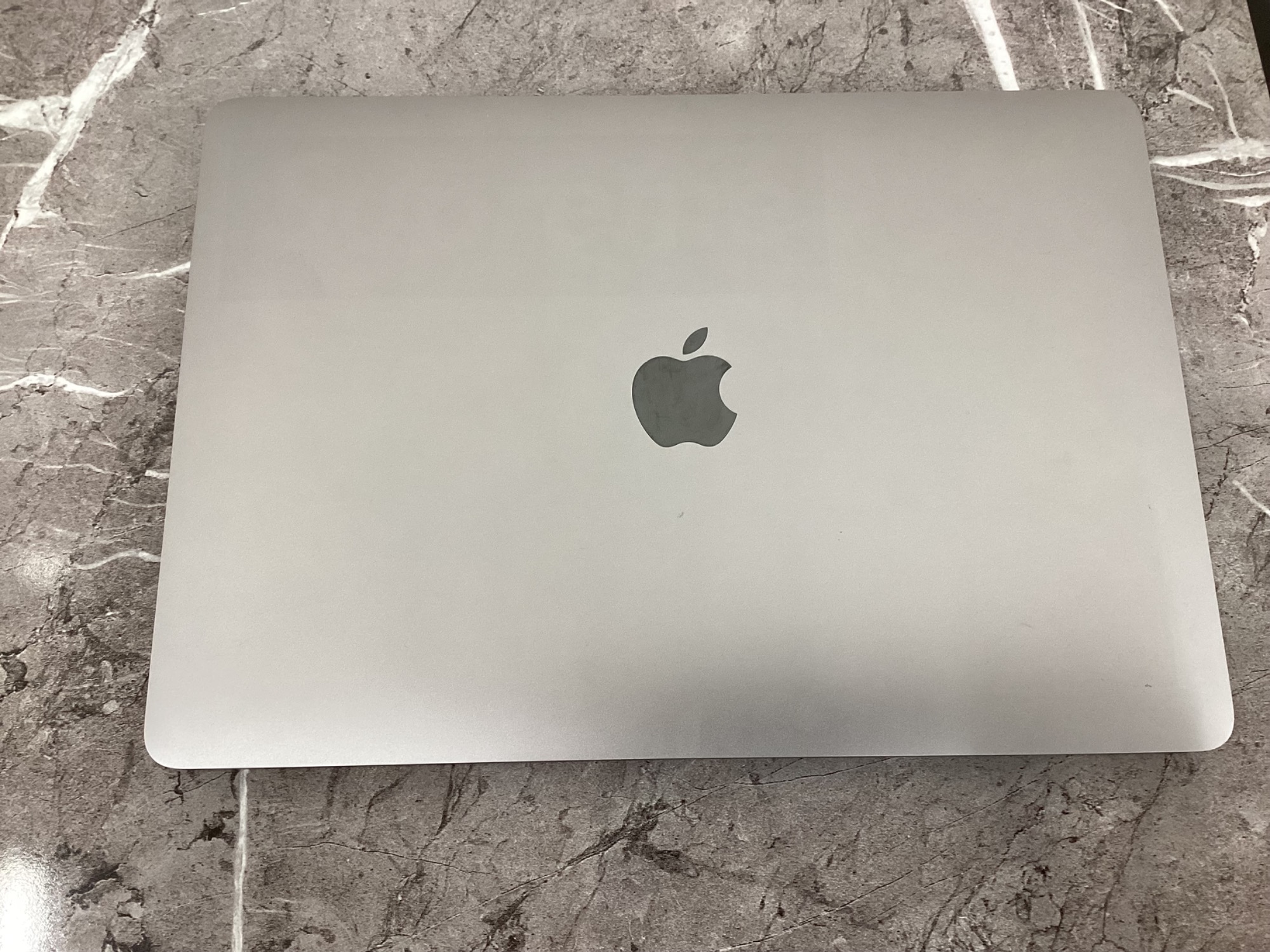 お値下げ】Apple(アップル) Mac Book Air M1(2020)【スマホで